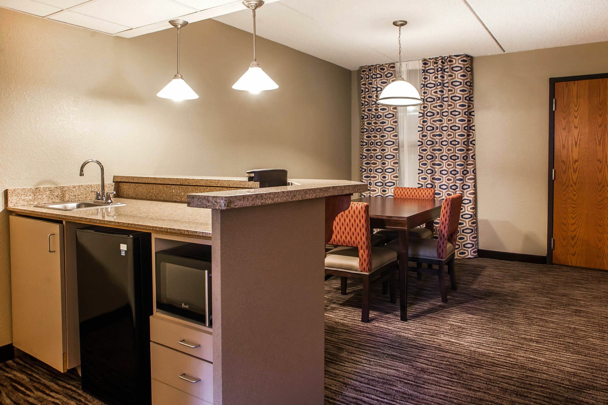Suburban Studios Arlington Heights Elk Grove Extérieur photo